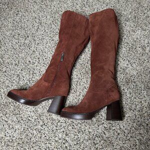 🦋Naturalizer Women's Suede Boots SIZE 6